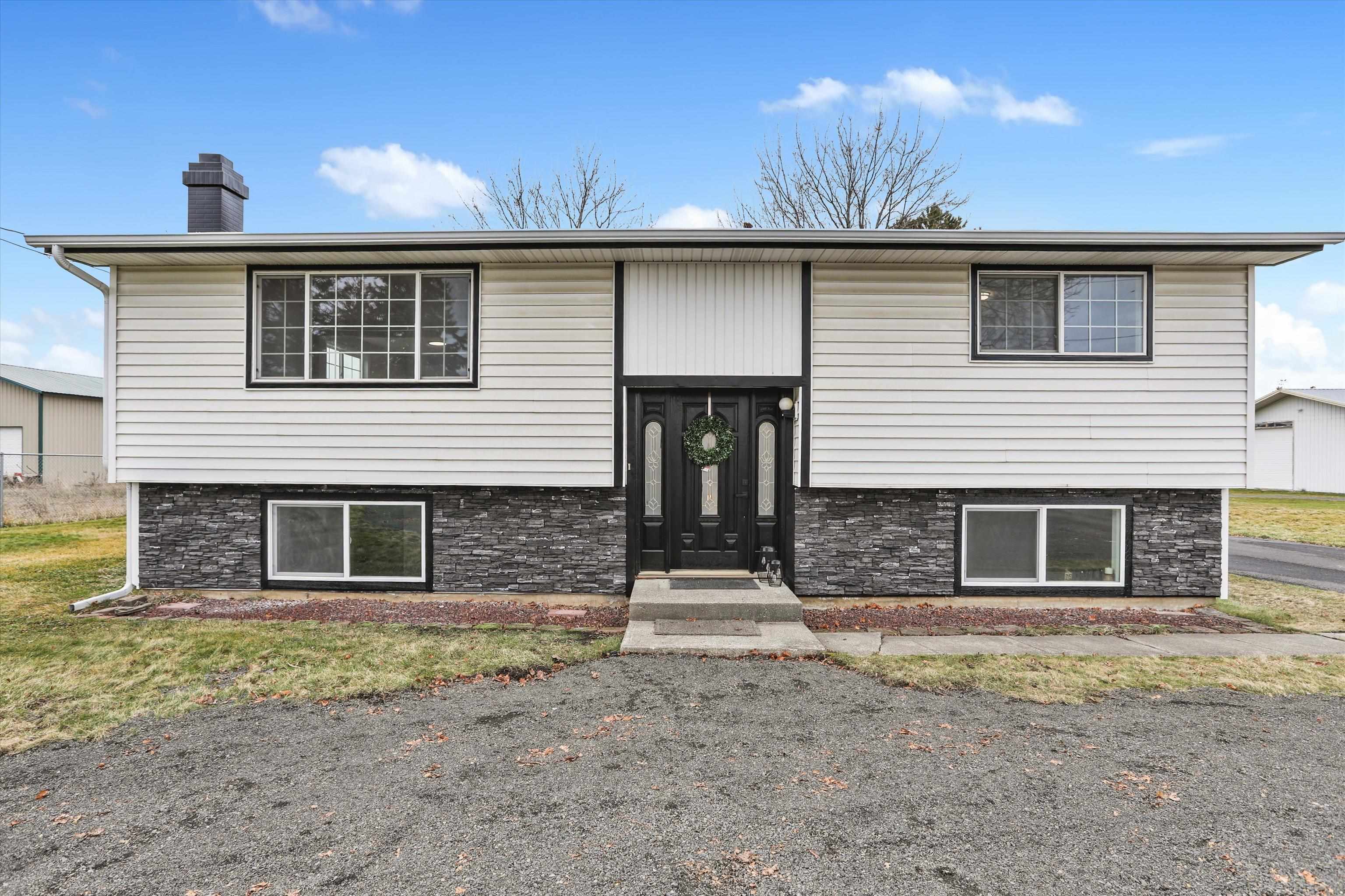 3315 North Malvern Road Otis Orchards, WA 99027 - Photo 3 of 33