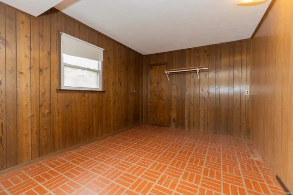 $315,000 | 7755 Meadow Lane, Newburgh, IN 47630