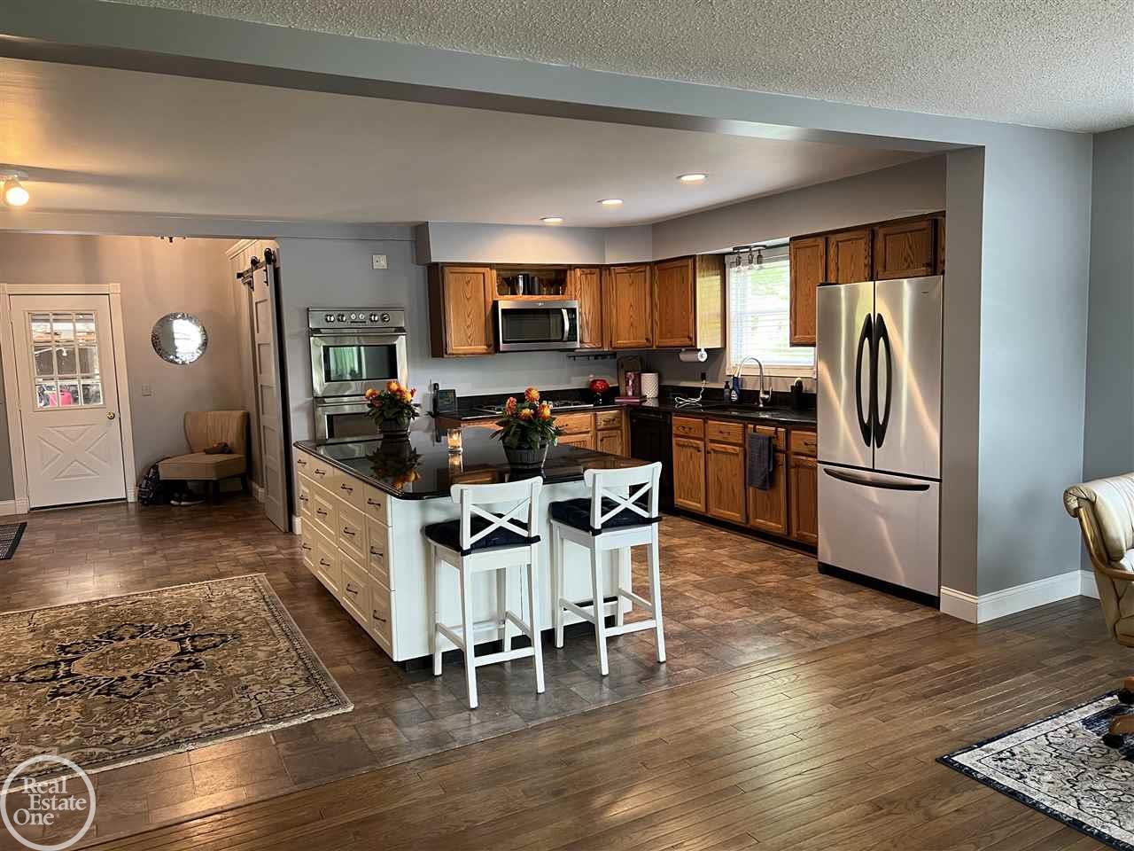2629 Rubbins Road Howell, MI 48843 - Photo 19 of 63 50075302-18.JPG