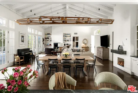 $34,500,000 | 28823 Cliffside Drive, Malibu, CA 90265