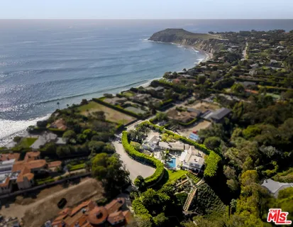 $34,500,000 | 28823 Cliffside Drive, Malibu, CA 90265