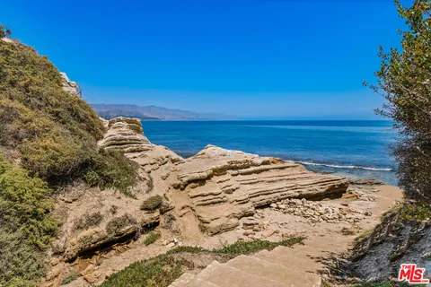 $34,500,000 | 28823 Cliffside Drive, Malibu, CA 90265
