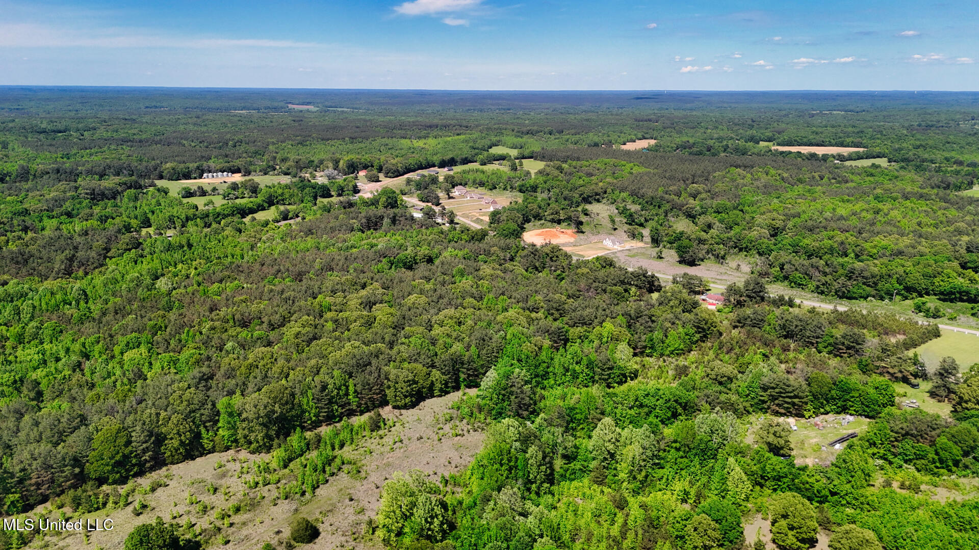 200 Chulahoma Road Holly Springs, MS 38635 - Photo 3 of 14 DJI_20240501151001_0141_D_1