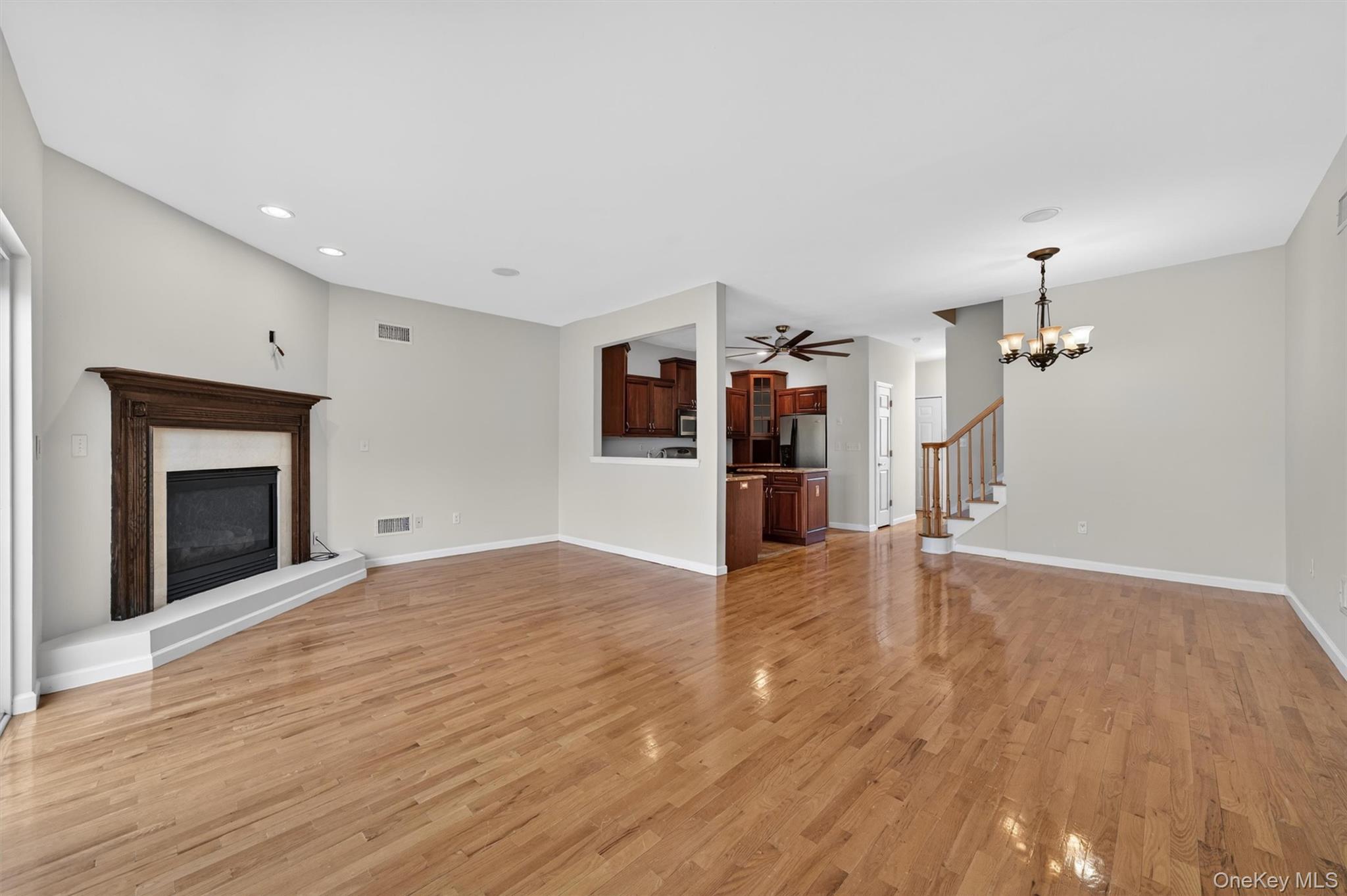 49 Oak Hill Road Middletown, NY 10941 - Photo 12 of 50