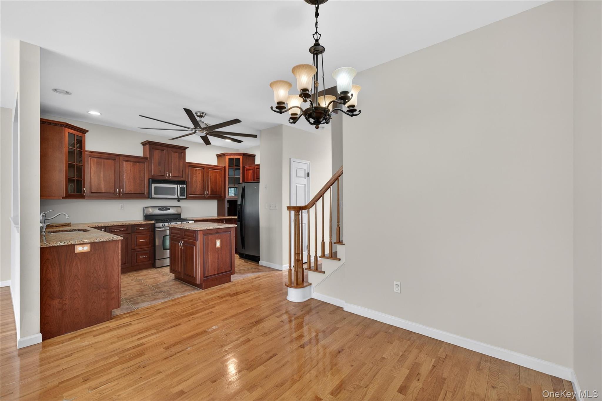 49 Oak Hill Road Middletown, NY 10941 - Photo 15 of 50