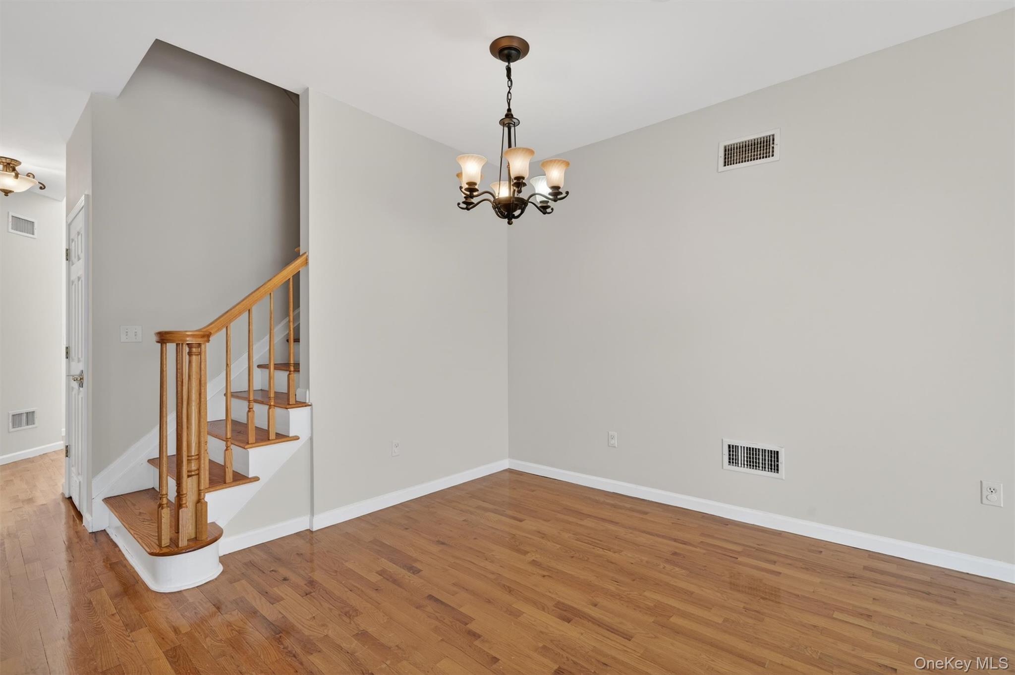 49 Oak Hill Road Middletown, NY 10941 - Photo 8 of 50