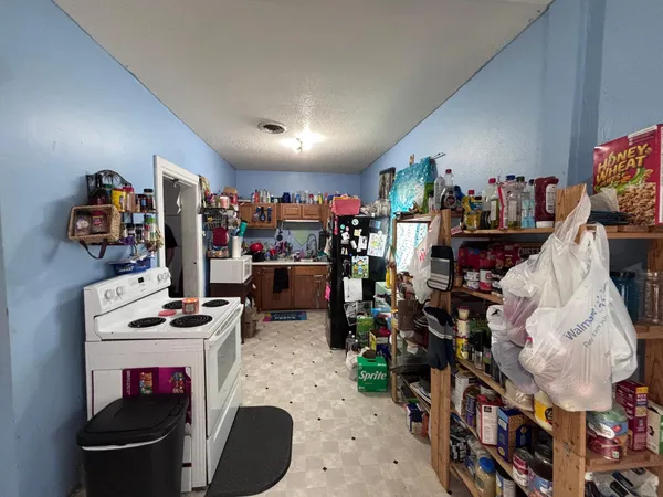 $219,900 | 322 5th Avenue East, Alexandria, MN 56308