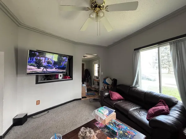 $219,900 | 322 5th Avenue East, Alexandria, MN 56308