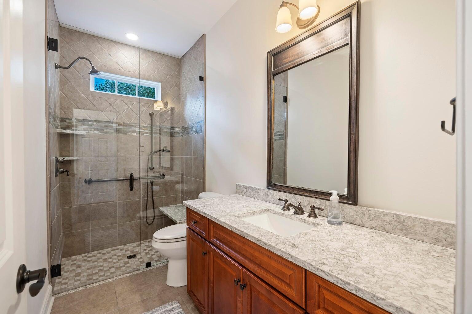 1019 Jervey Point Road Charleston, SC 29492 - Photo 19 of 38 20250709163340994659000000-o