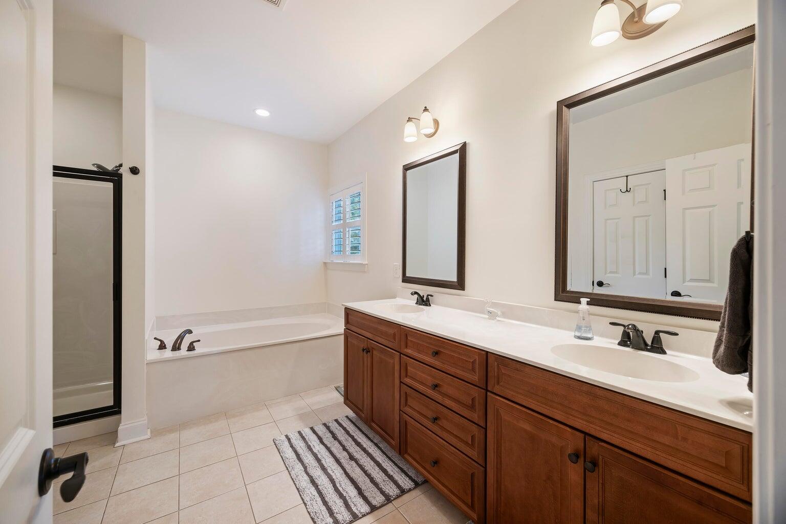 1019 Jervey Point Road Charleston, SC 29492 - Photo 23 of 38 20250709163423354285000000-o