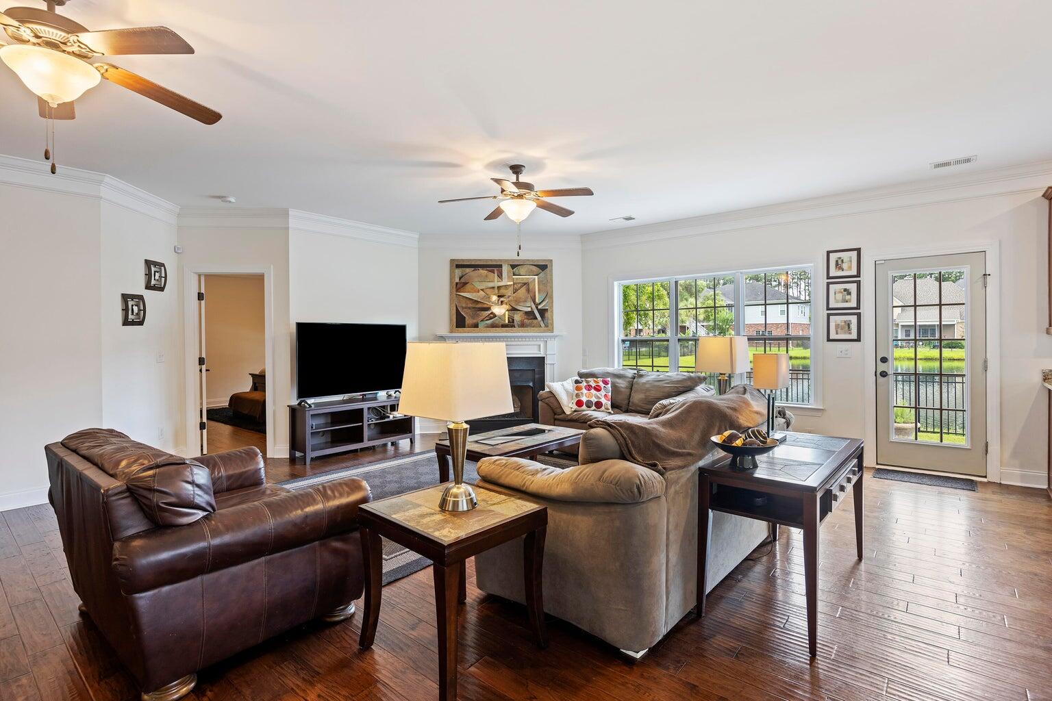 1019 Jervey Point Road Charleston, SC 29492 - Photo 8 of 38 20250709163201149071000000-o