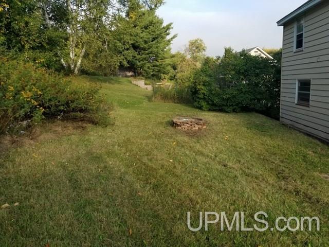 208 Patch Road Negaunee, MI 49866 - Photo 7 of 24