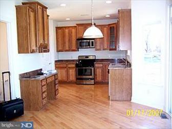 40 Applehouse Road Philadelphia, PA 19114 - Photo 2 of 5 Gallery Image 2