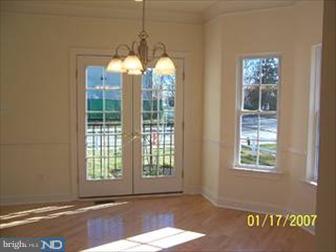 40 Applehouse Road Philadelphia, PA 19114 - Photo 4 of 5 Gallery Image 4
