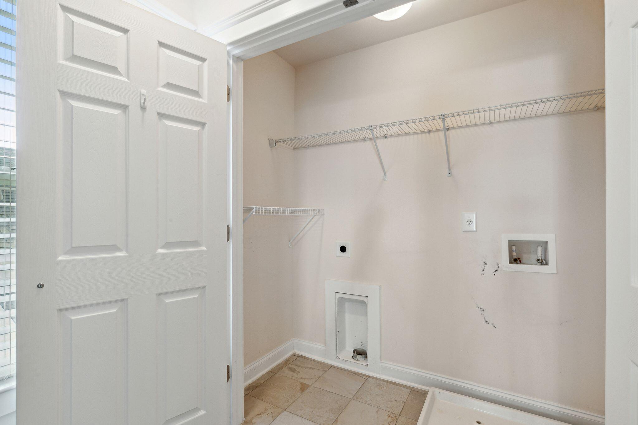 1738 Bee Balm Road Johns Island, SC 29455 - Photo 19 of 37 Laundry