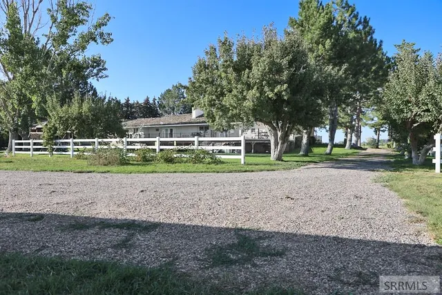 $895,000 | 681 East 700 North, Firth, ID 83236