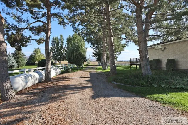 $895,000 | 681 East 700 North, Firth, ID 83236