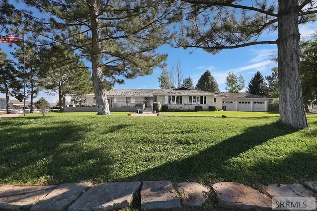 $895,000 | 681 East 700 North, Firth, ID 83236