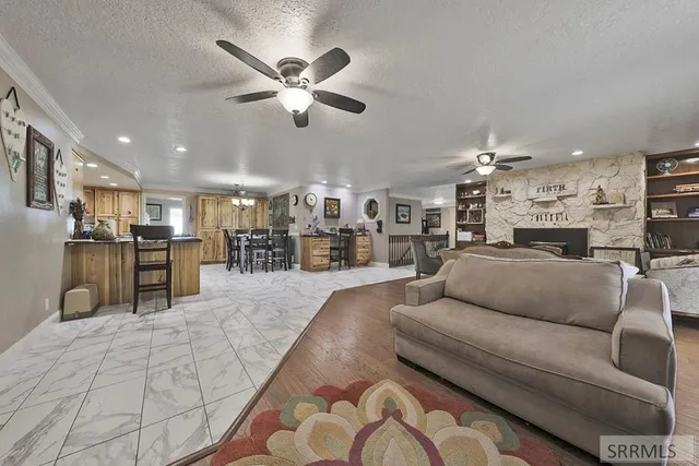 $895,000 | 681 East 700 North, Firth, ID 83236