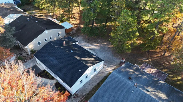 a view of an outdoor space with seating area