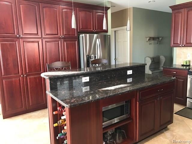 60530 Balmoral Way Rochester, MI 48306 - Photo 17 of 80 IMG_9859.JPG