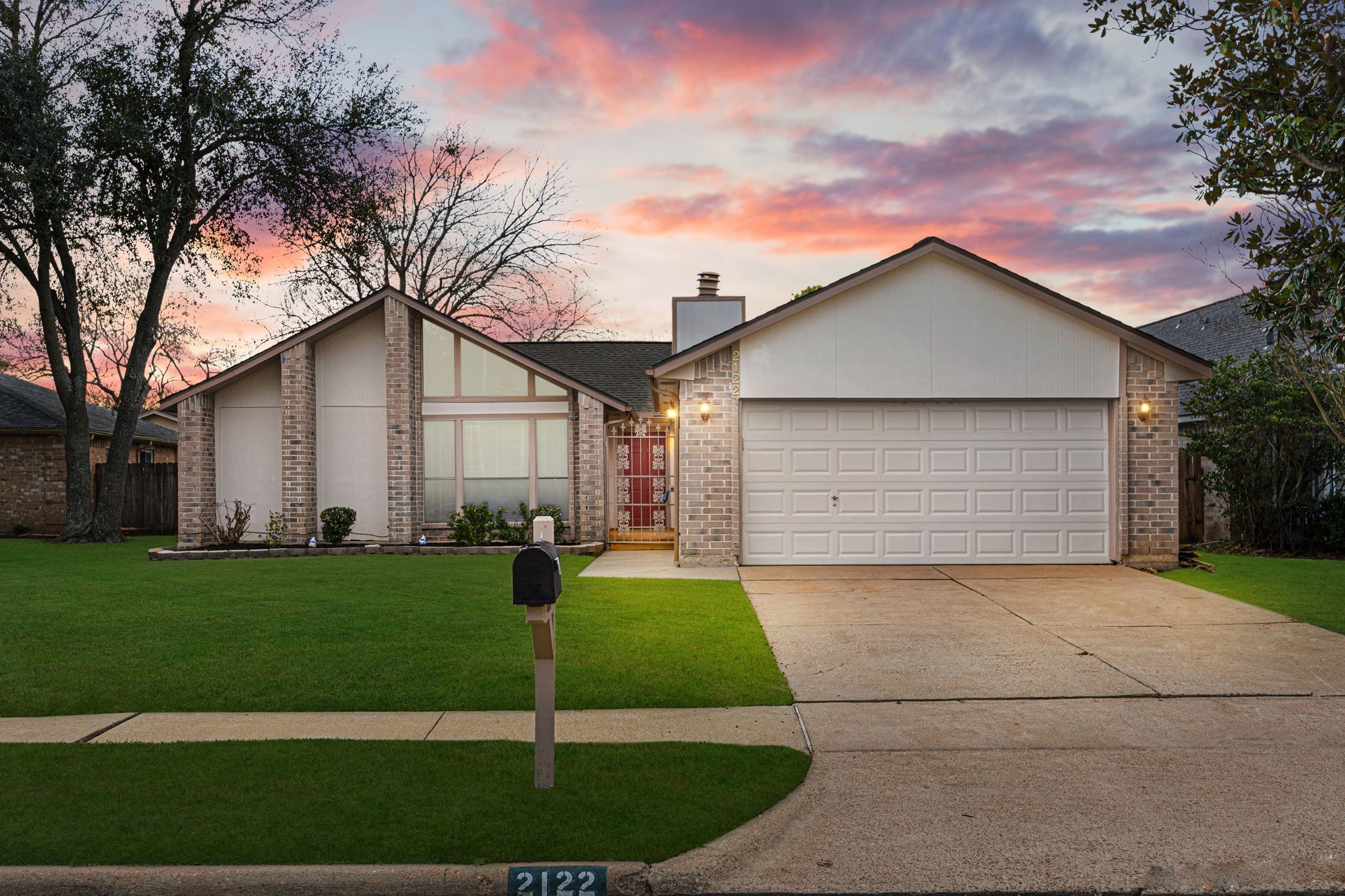 2122 Echo Ridge Sugar Land, TX 77478 - Photo 1 of 28