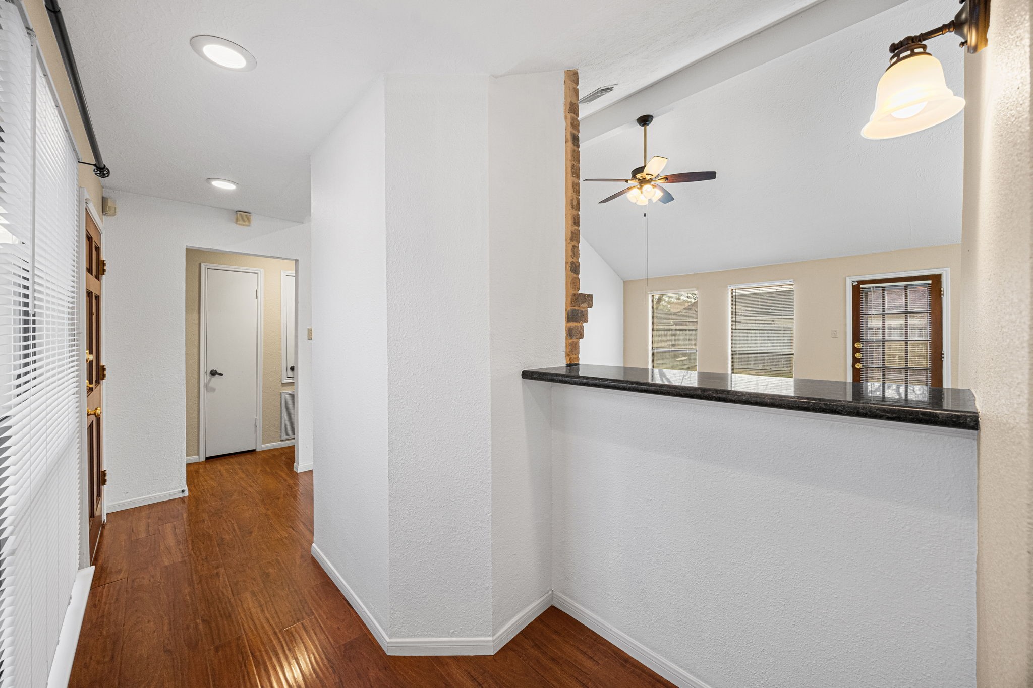 2122 Echo Ridge Sugar Land, TX 77478 - Photo 11 of 28