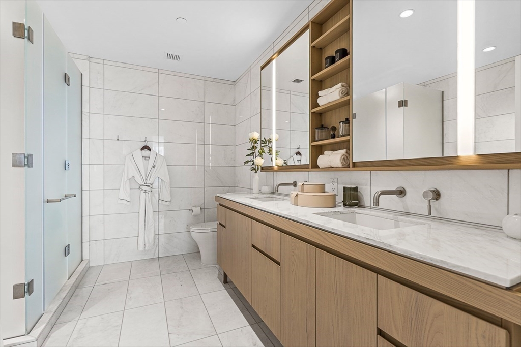 40 Trinity Place, Unit 31A Boston, MA 02116 - Photo 19 of 40