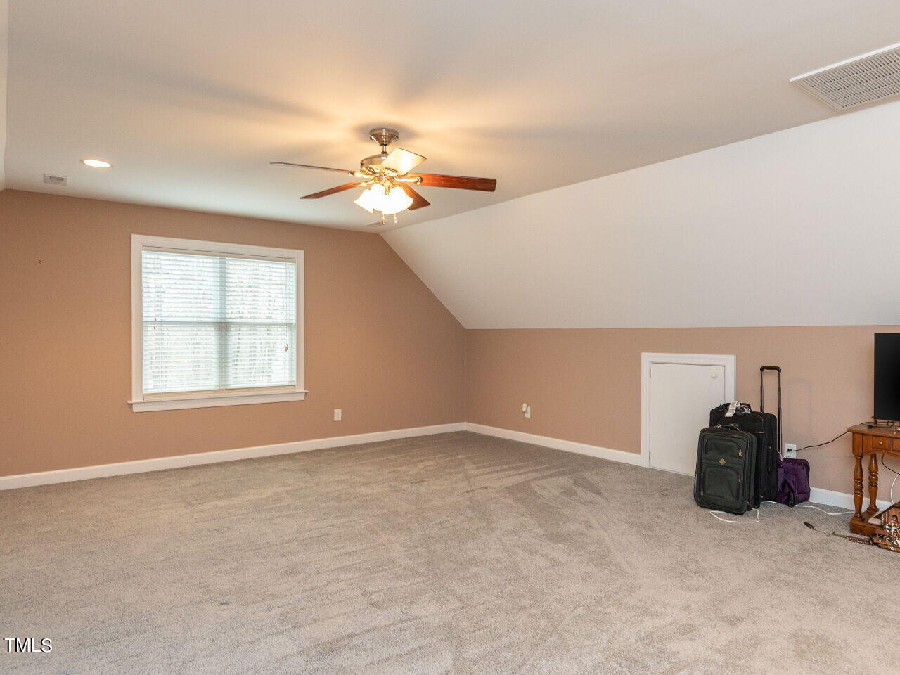 243 Harris Road Smithfield, NC 27577 - Photo 25 of 31 025-1280x960-second-floor-bonus