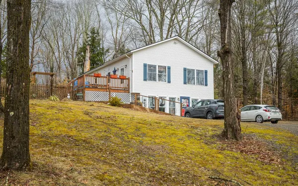 $425,000 | 392 Cheshire Turnpike, Langdon, NH 03602