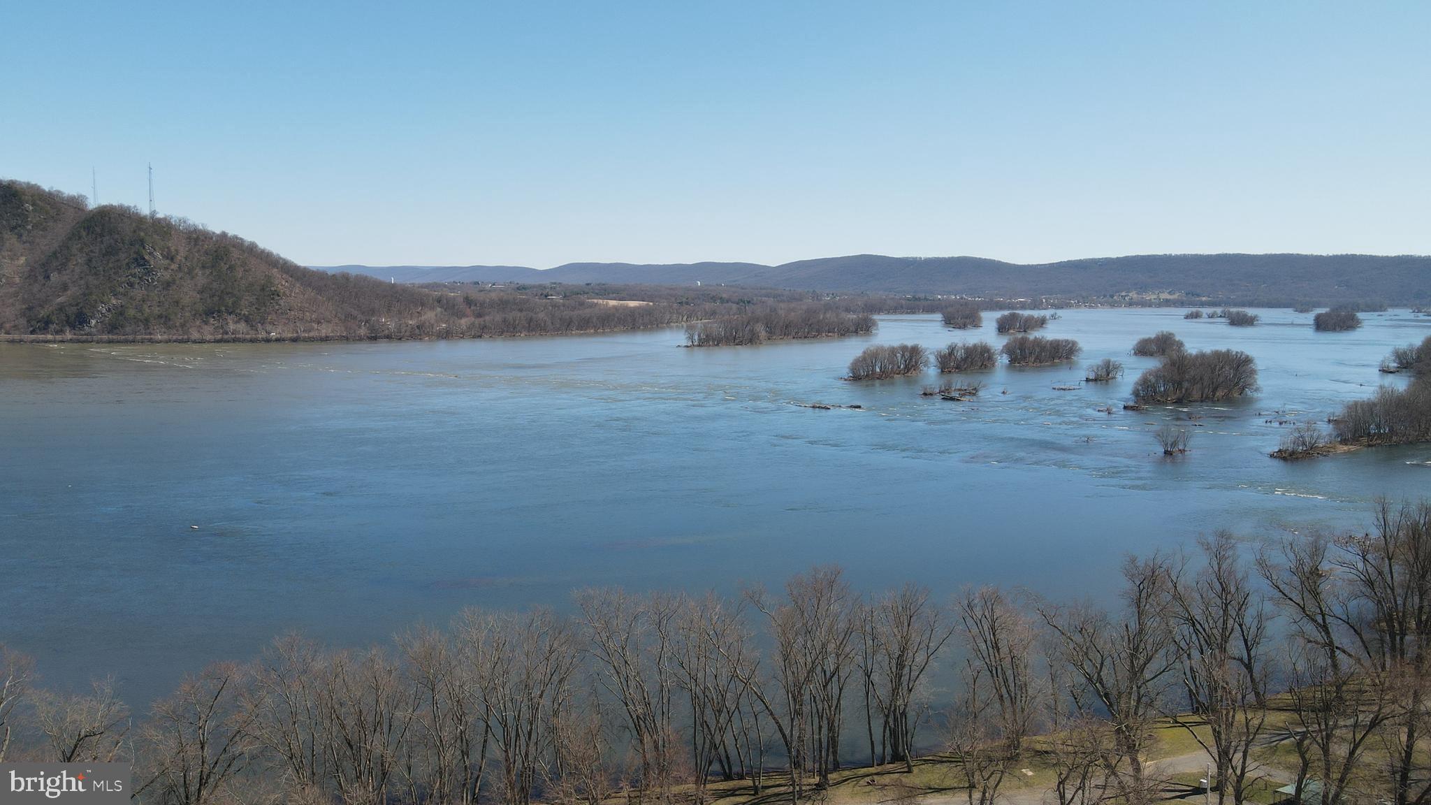699 North Front Street Liverpool, PA 17045 - Photo 39 of 44 a view of lake with mountain