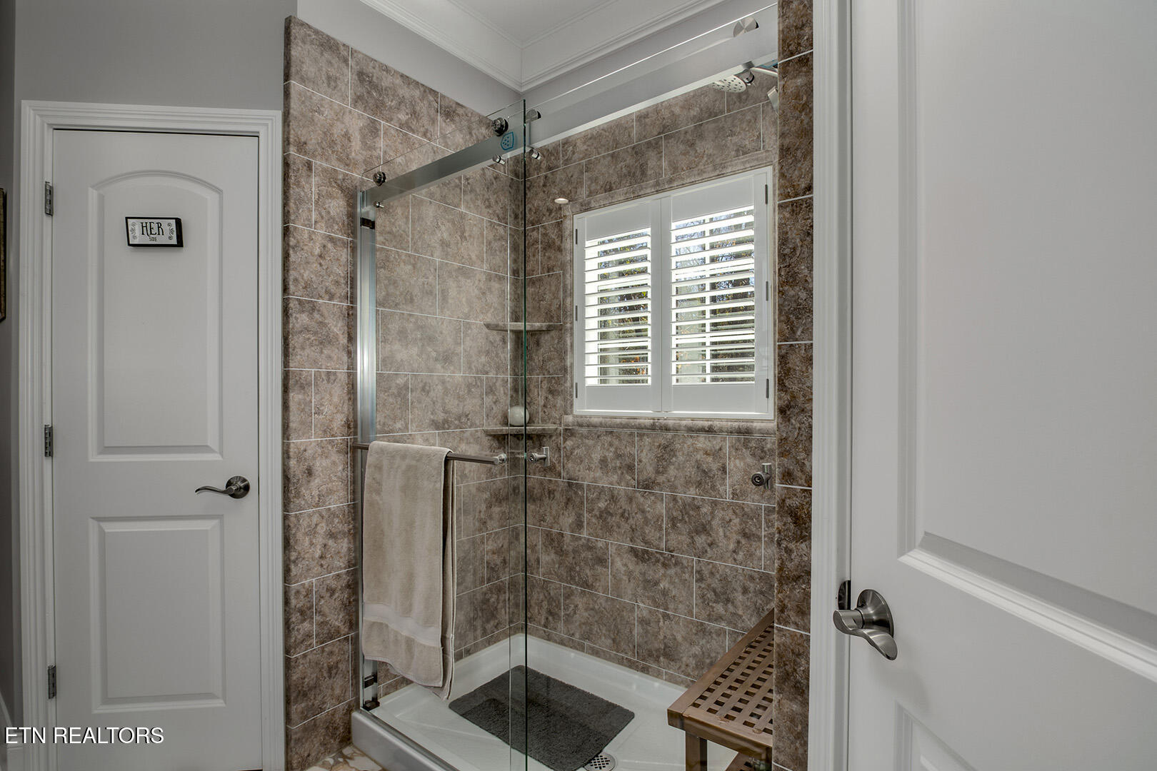 101 Inagehi Way Loudon, TN 37774 - Photo 25 of 46 25_101 Inagehi Way_MasterBath02