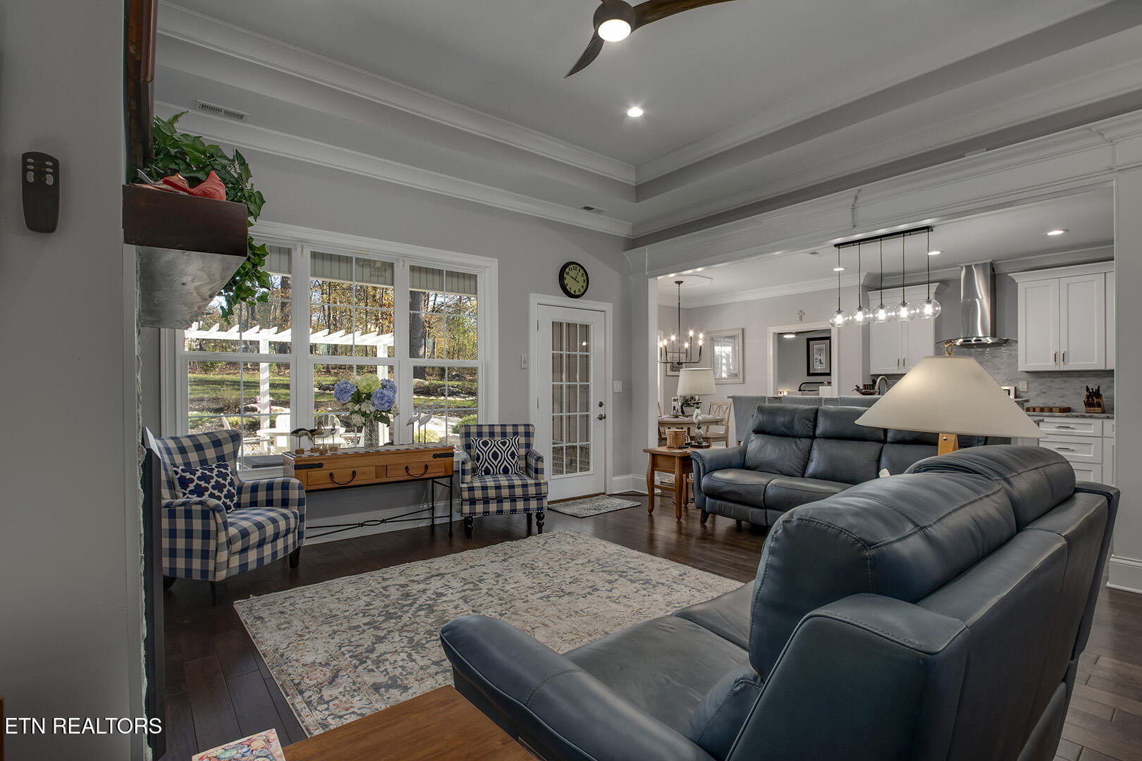 101 Inagehi Way Loudon, TN 37774 - Photo 8 of 46 08_101 Inagehi Way_Living04