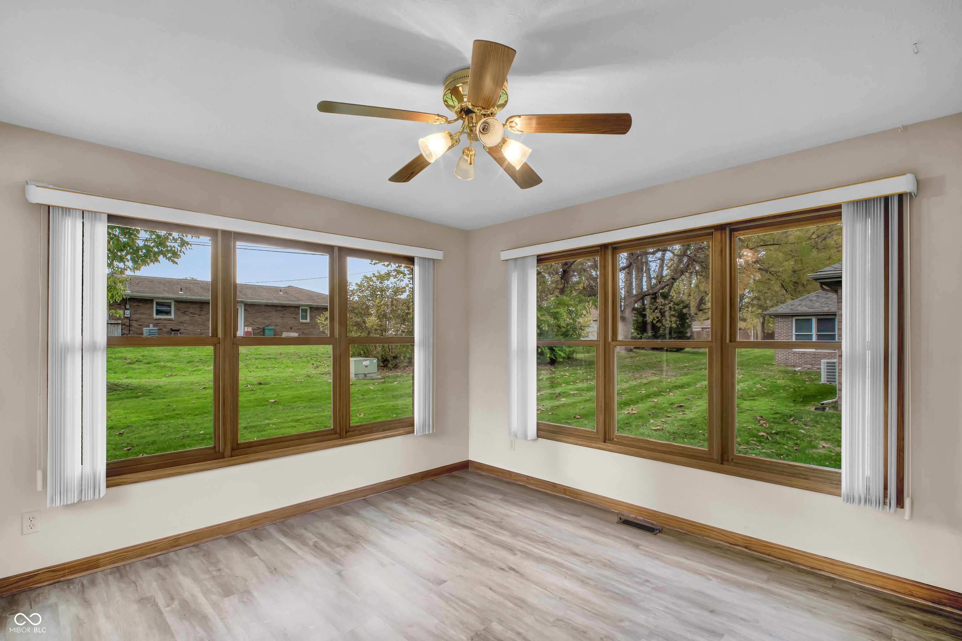 3200 Thomas Trace Columbus, IN 47203 - Photo 12 of 32