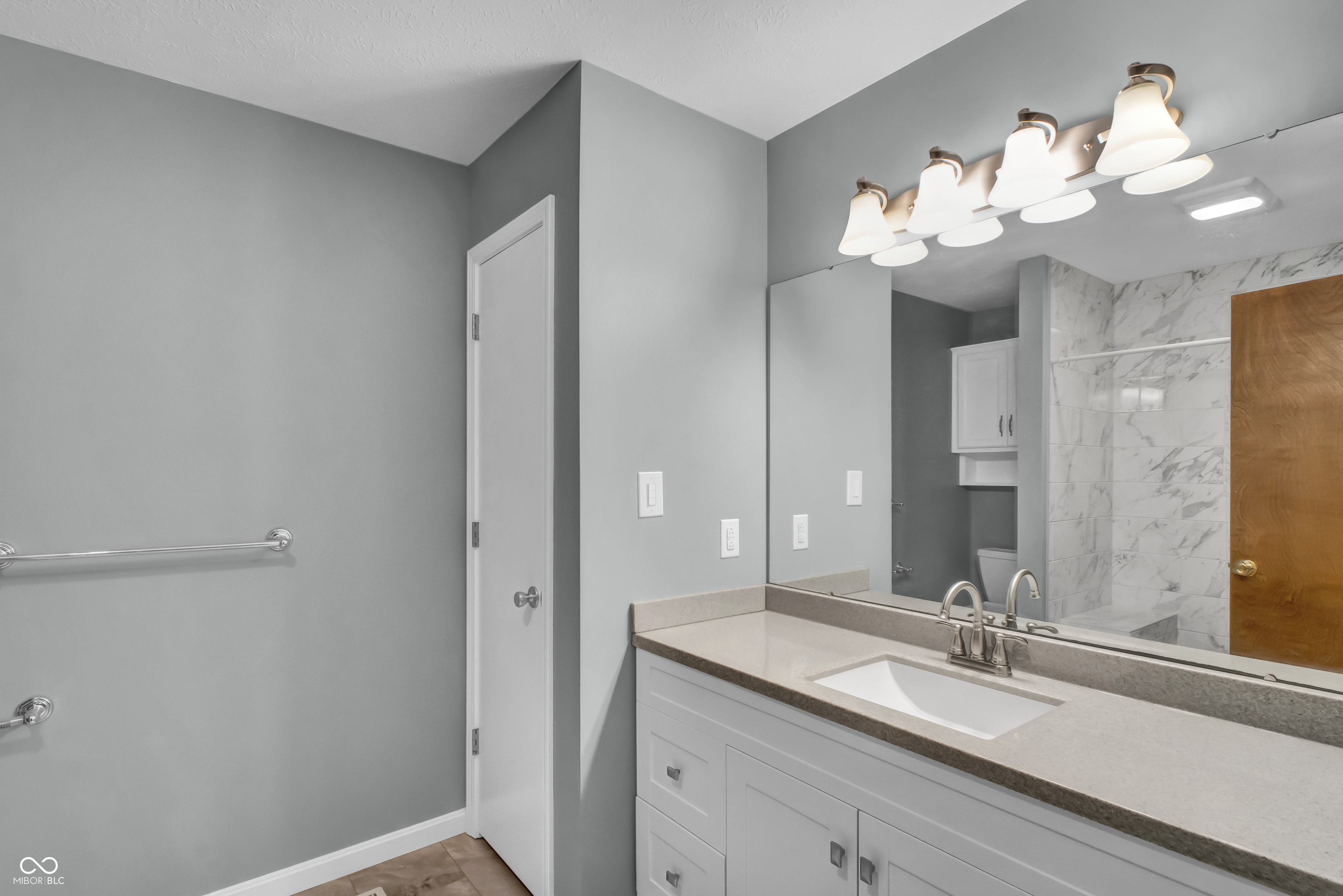 3200 Thomas Trace Columbus, IN 47203 - Photo 20 of 32