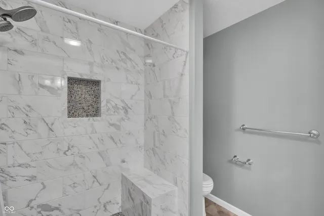 $365,000 | 3200 Thomas Trace, Columbus, IN 47203