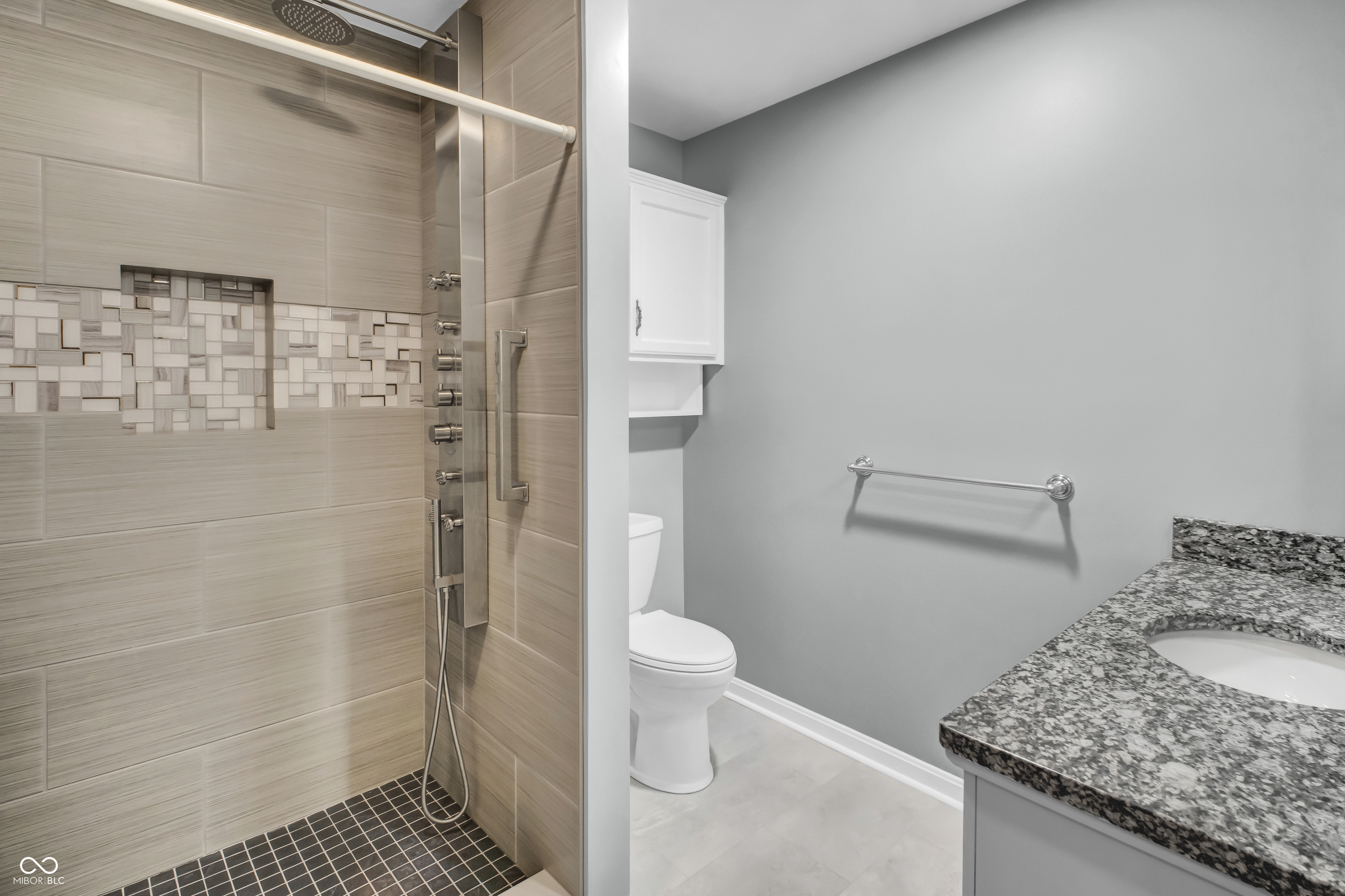 3200 Thomas Trace Columbus, IN 47203 - Photo 24 of 32