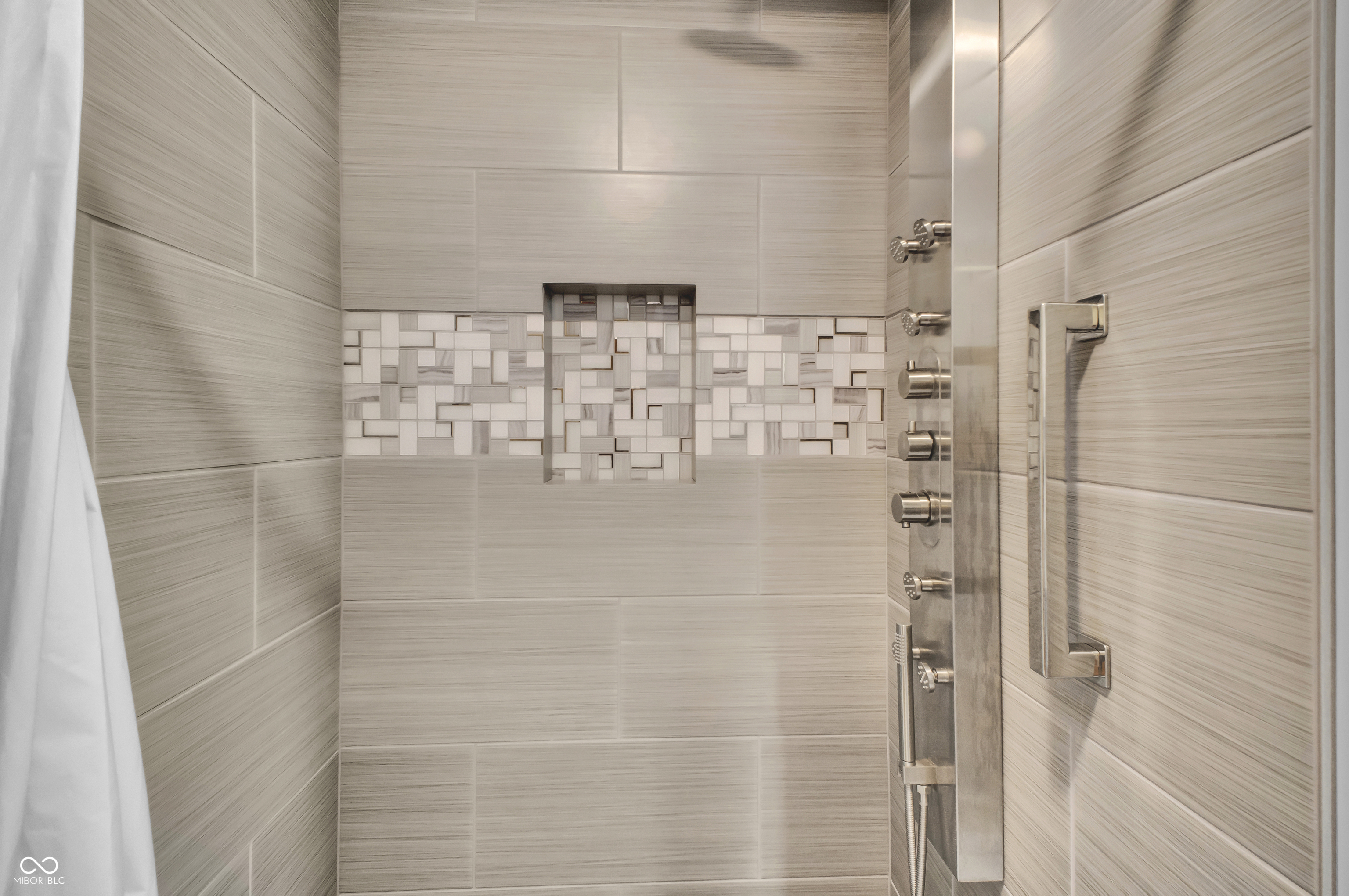 3200 Thomas Trace Columbus, IN 47203 - Photo 27 of 32