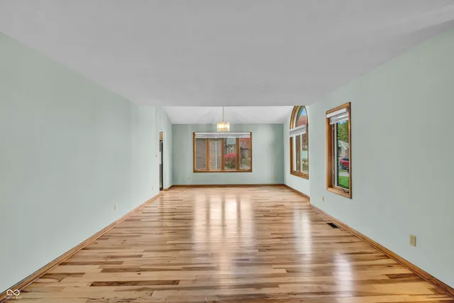 $365,000 | 3200 Thomas Trace, Columbus, IN 47203