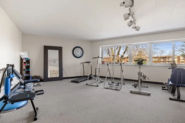 $196,000 | 5540 Walnut Avenue, Unit 11B, Downers Grove, IL 60515