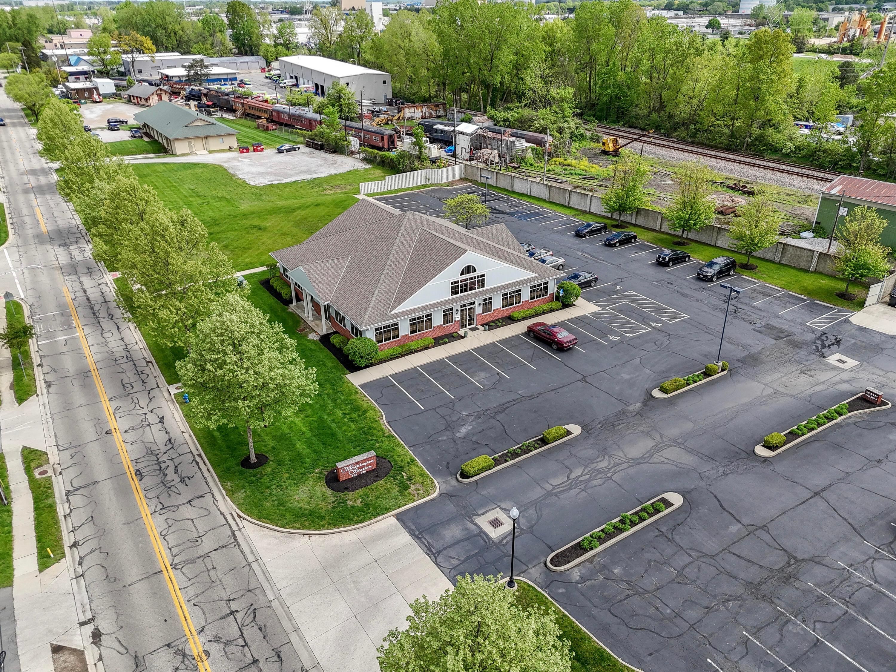930 Proprietors Road Columbus, OH 43085 - Photo 4 of 9 12-print-930-proprietors-rd