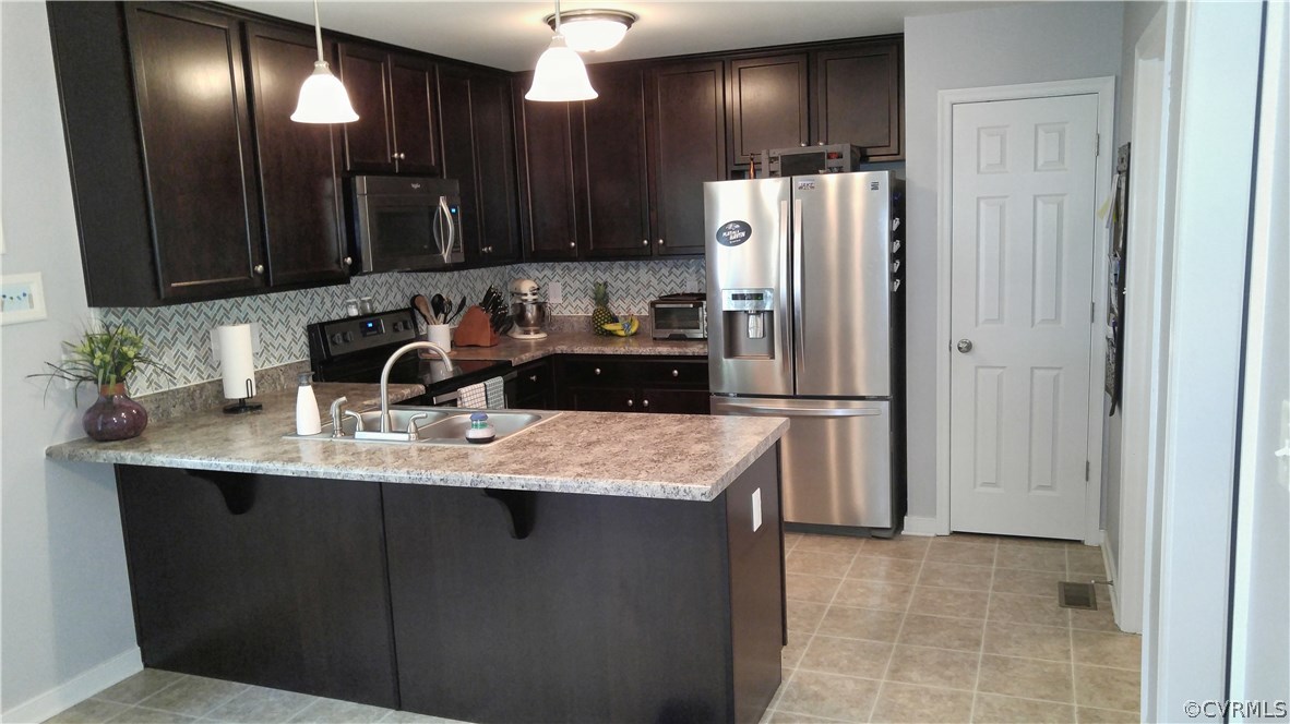11519 Clay Ridge Drive Chesterfield, VA 23832 - Photo 9 of 27 Gallery Image 9