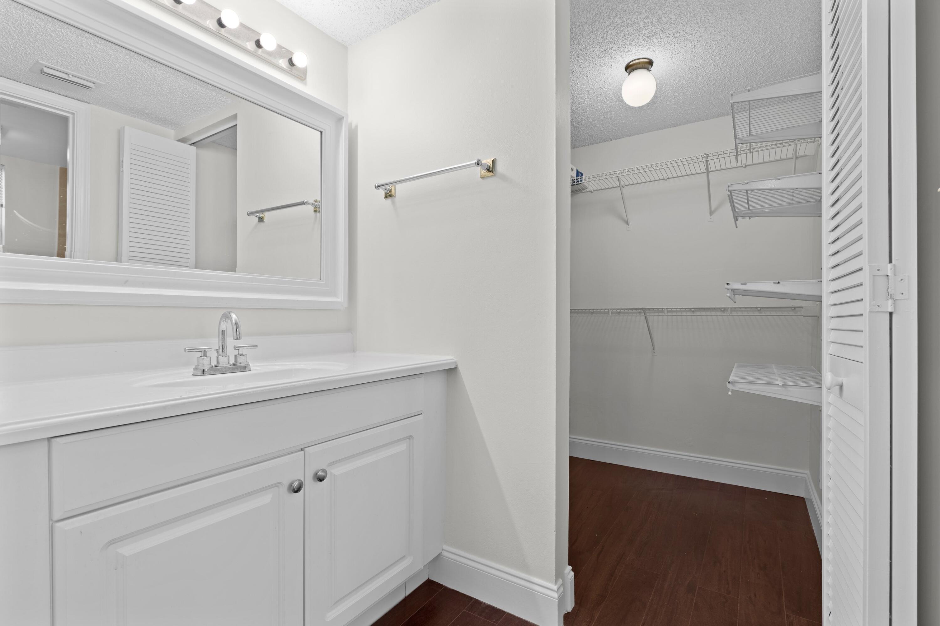 3129 Millwood Terrace, Unit 1380 Boca Raton, FL 33431 - Photo 10 of 29 Master Bathroom