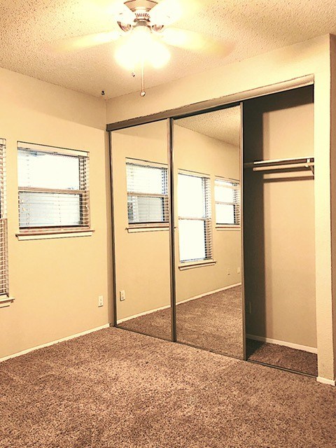 808 West 29th Street, Unit 301 Austin, TX 78705 - Photo 5 of 24 an empty room with a window