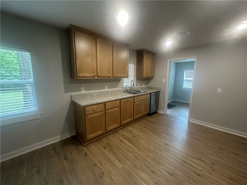 2107 Woodville Road Bryan, TX 77803 - Photo 4 of 12 kitchen