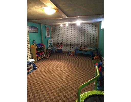 17 Kent Road Lynn, MA 01904 - Photo 13 of 28 Gallery Image 13