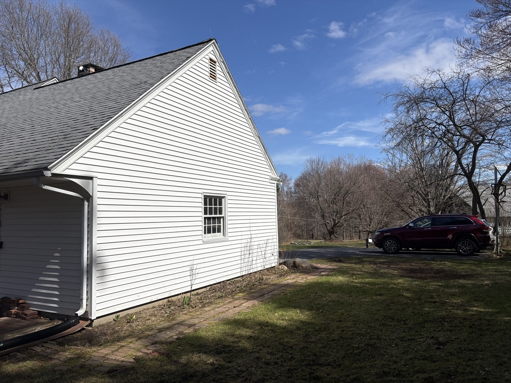 208 Rolling Ridge Road Amherst, MA 01002 - Photo 40 of 42