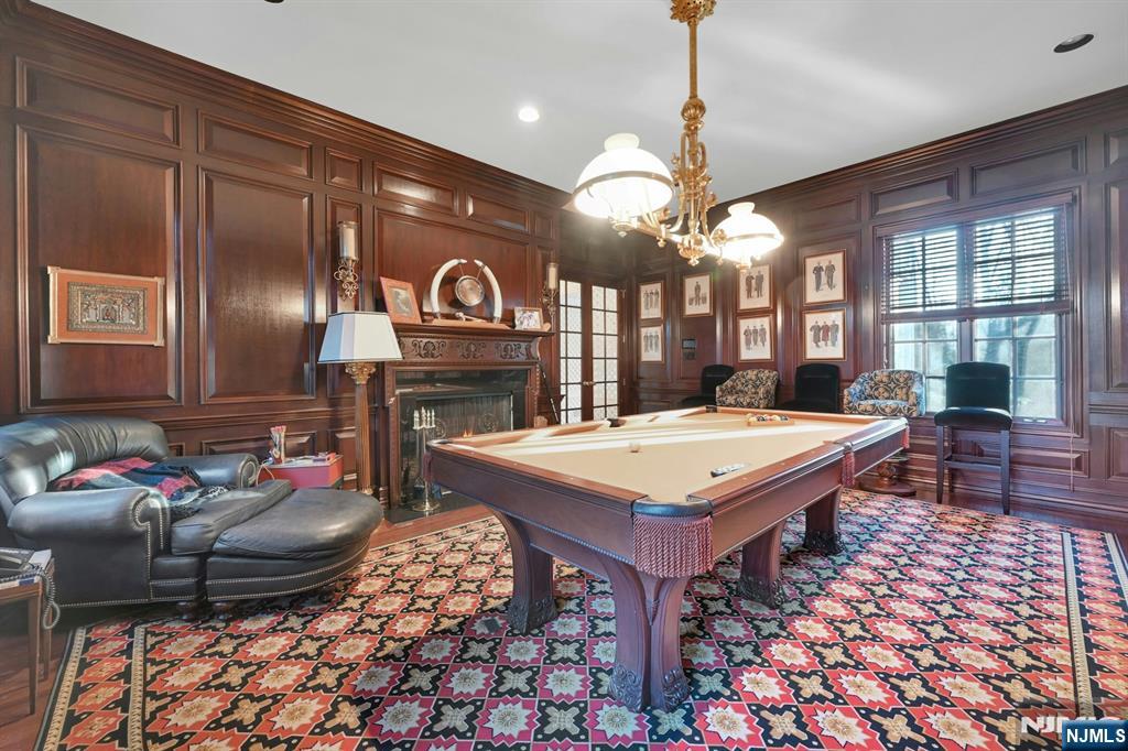 86 Fox Hedge Road Saddle River, NJ 07458 - Photo 12 of 44