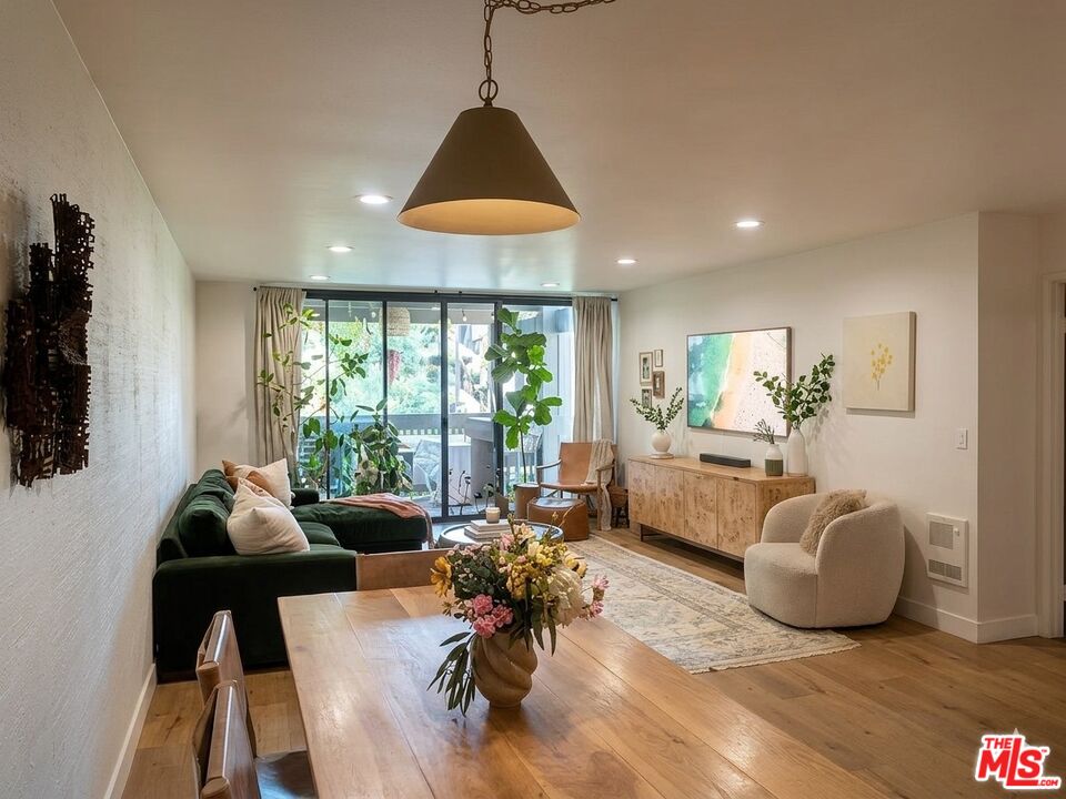 7765 West 91st Street, Unit F Playa del Rey, CA 90293 - Photo 4 of 21