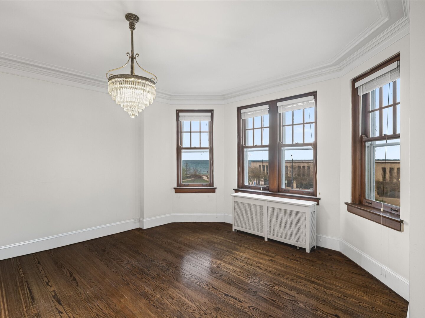 6334 North Sheridan Road, Unit 3F Chicago, IL 60660 - Photo 11 of 34